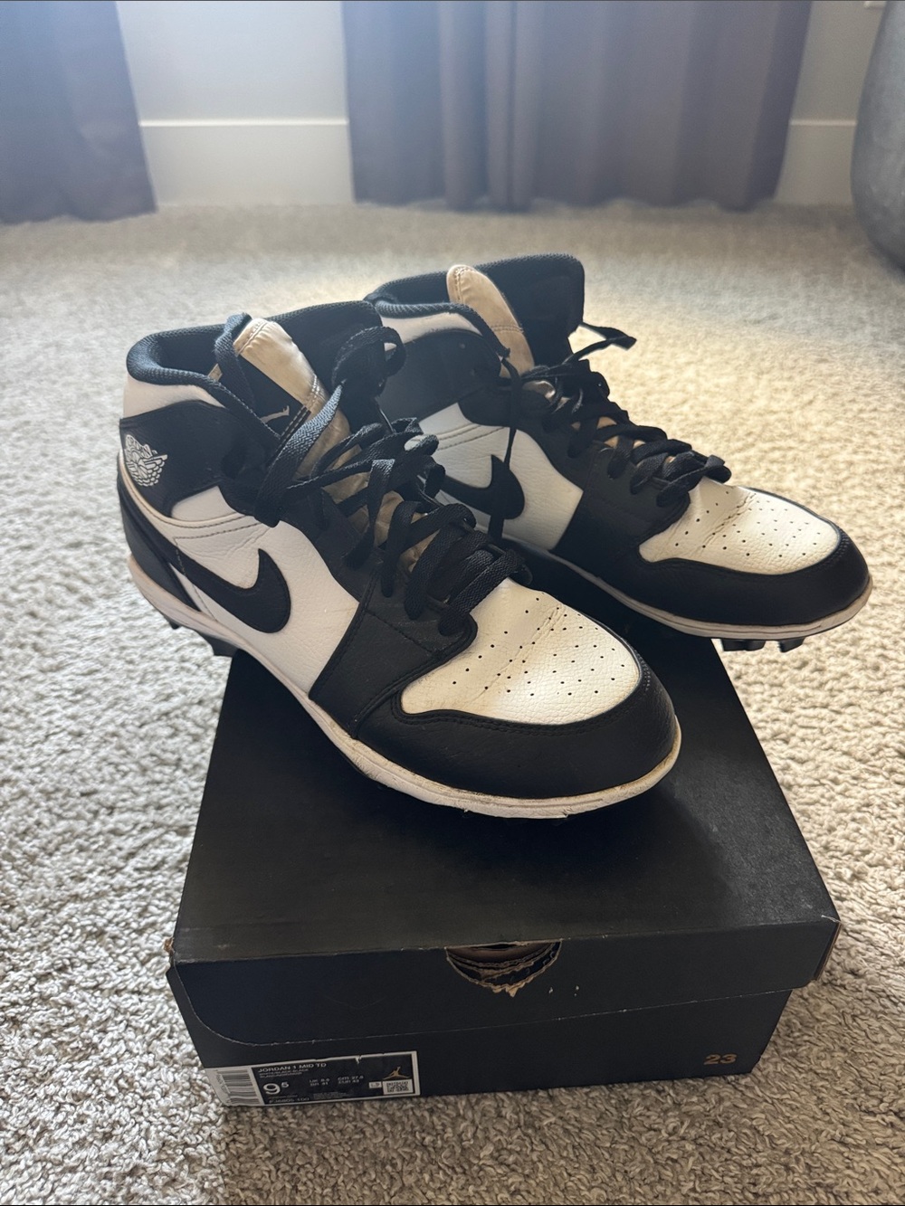 Men's Jordan 1 Mid TD Molded Football Cleats